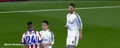 水爷：转过来让爷看看你叫什么名字