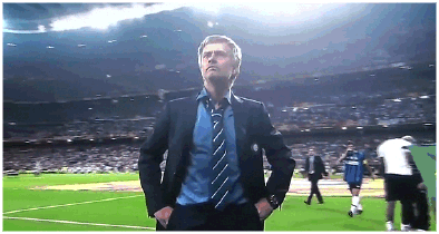 君临天下那时的穆里尼奥意气英发,随后他来到皇马.