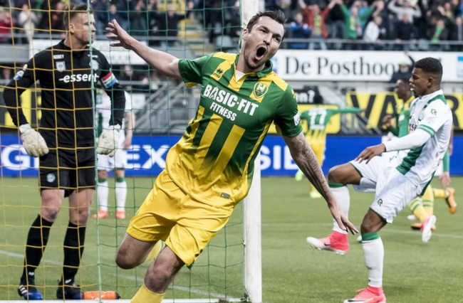 海牙神奇提前两轮保级荷甲最神奇的保级球队:海牙海牙是中国资本收购