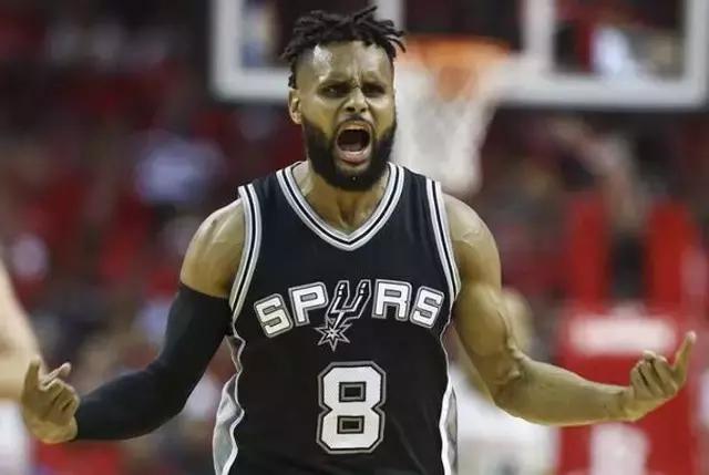 马刺留下了米尔斯