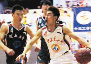 方君磊曾是西北工大的明星球员