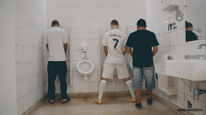 无论何时都扎着圆规