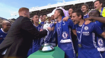 切尔西赛后领取冠军奖杯