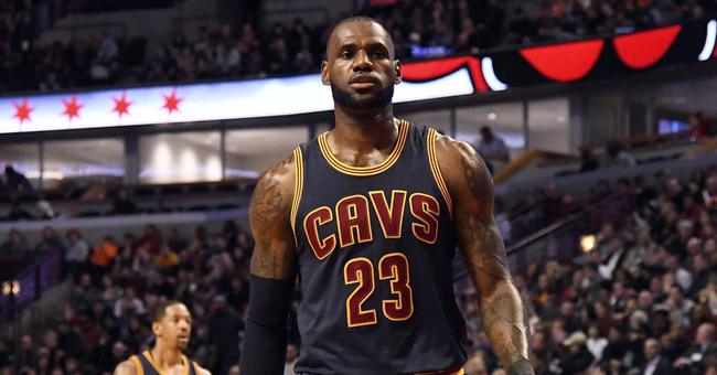 詹姆斯是乔丹+奥尼尔+魔术师的结合体