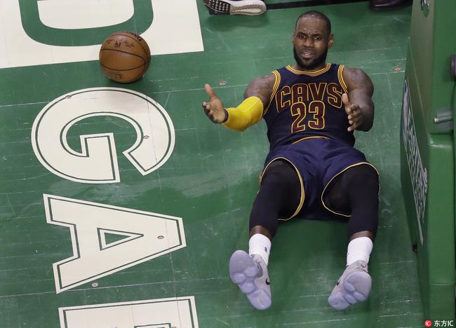 囧联盟第1人竟遇种族歧视la豪宅被喷骂人话