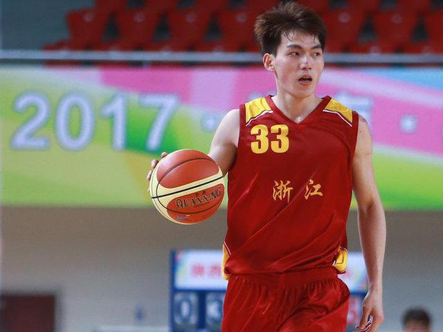 后卫吴前已经收到篮协邀请文件,将增补进入杜锋率领的中国男篮蓝队