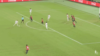 世俱杯决赛上演帽子戏法