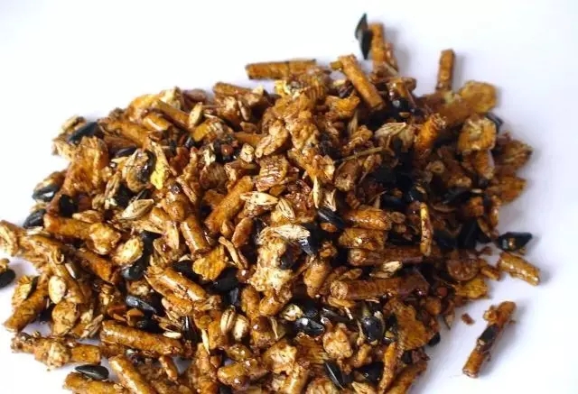 营养均衡又安全!成品马粮:饲喂运动马的恰当方式