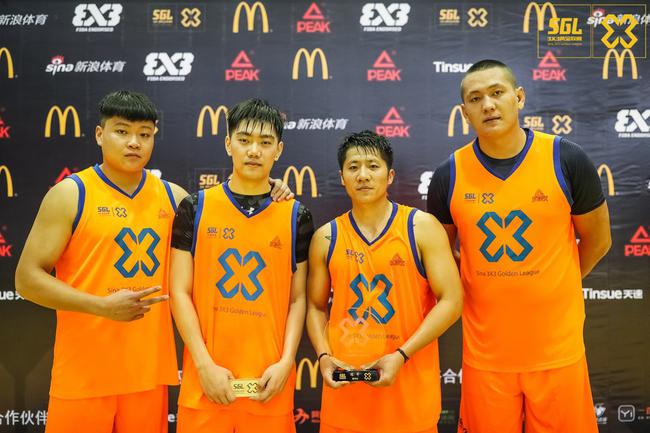 业余赛场上的高手们 收入不比职业球员差多少