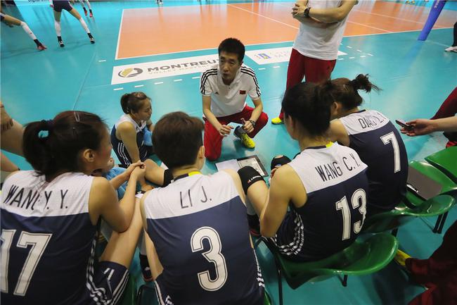 安家杰指导队员