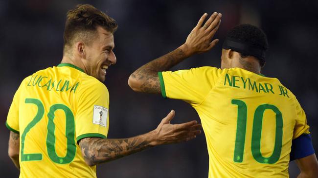 内马尔极力推荐巴萨签下利马