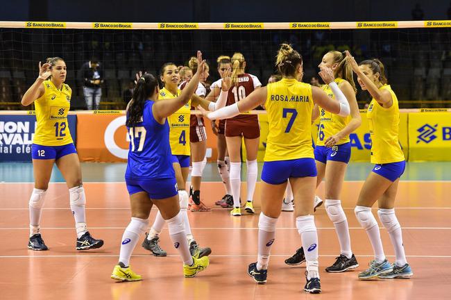 友谊赛巴西女排30胜波兰奥运冠军娜塔莉亚14分