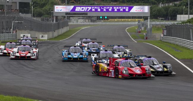 LMP3正赛-起步瞬间