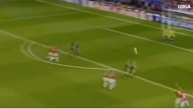 卡西扑出索尔斯克亚的精彩挑球调整打门