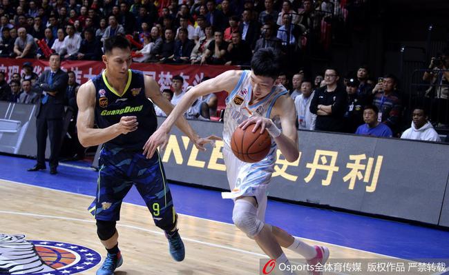 周琦从各方面都开始保持NBA规格