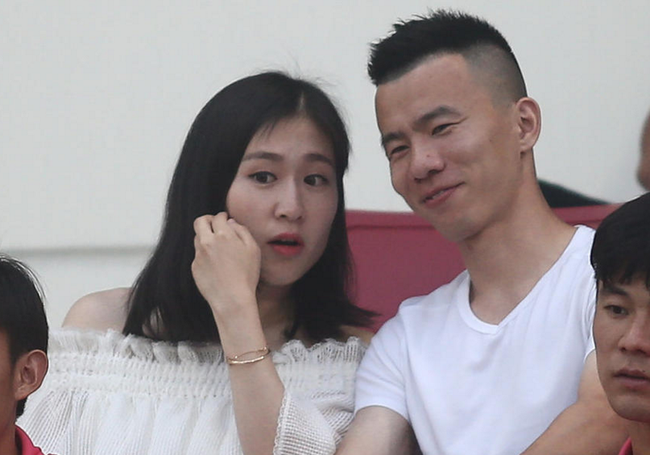 孙可与石璐早在2007年就已经相识了.