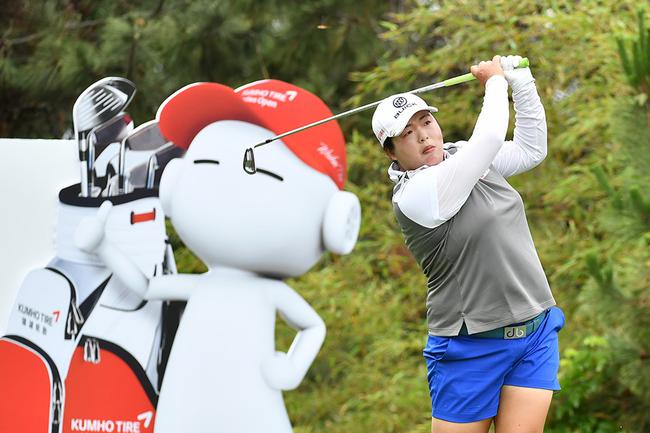 冯珊珊取得开门红(摄影: 王述)