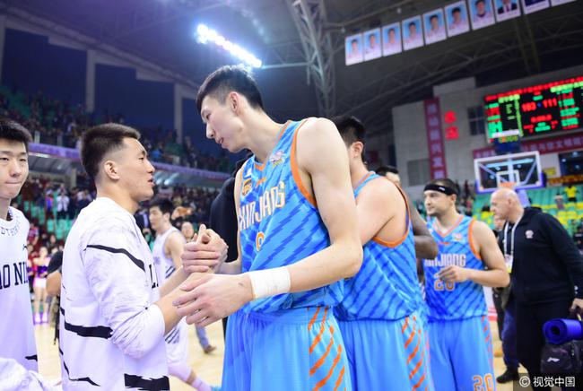 郭艾伦祝福周琦：最喜欢的NBA球星