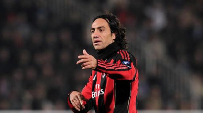 AC米兰名宿内斯塔当年3100万欧元转会AC米兰