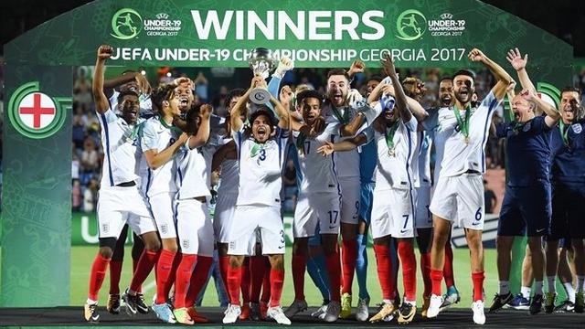 英格兰U19国家队成功在欧青赛中加冕夺冠