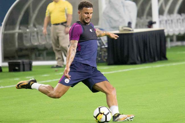 沃克：因瓜迪奥拉才转会曼城