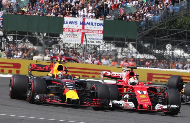 维斯塔潘火拼维特尔