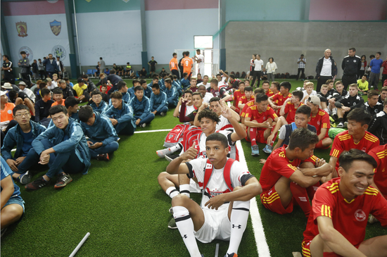 此前中国球队0-30惨败引起巨大争论