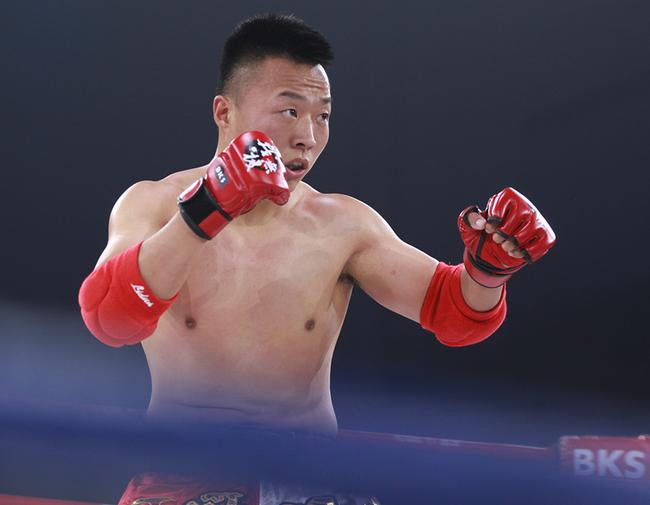 战无极擂台上的胡景辉