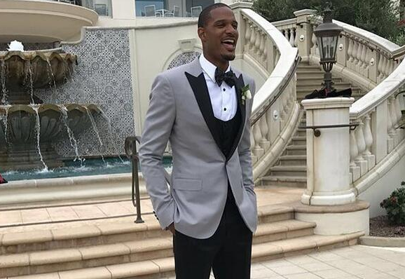 阿里扎跟谁结婚了？