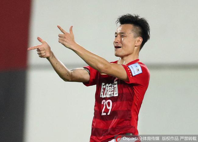 郜林比赛中做出打枪庆祝