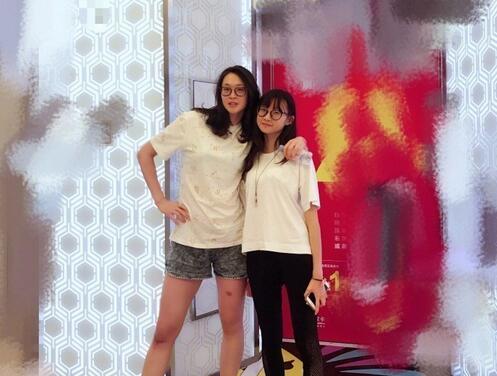 惠若琪和妹妹