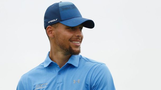 库里参加高尔夫球赛