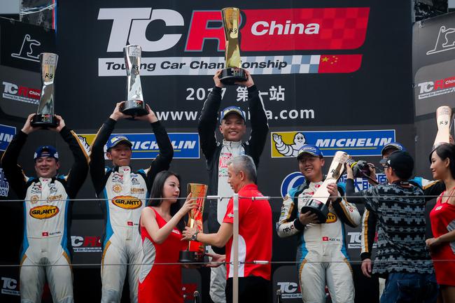 tcr china周日:甄卓伟第三回合强势登顶_赛车_新浪竞技风暴_新浪网