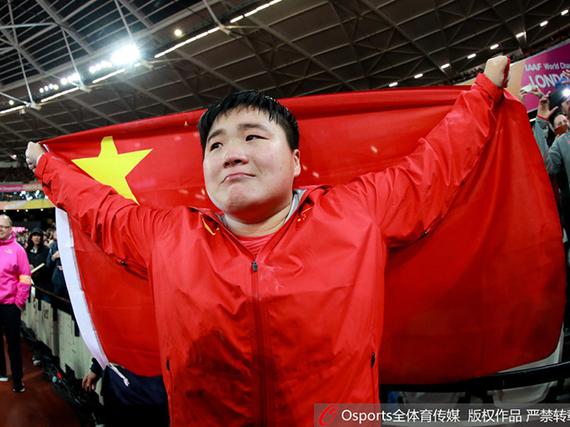 女子铅球巩立姣夺首金