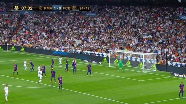 现场球迷替C罗喊冤