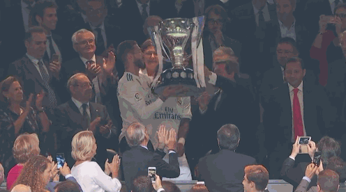 496_276gif 动态图 动图