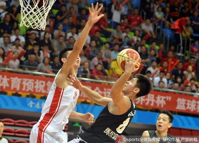 白皓天在比赛中