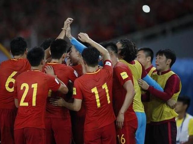 国足1-0乌兹集锦