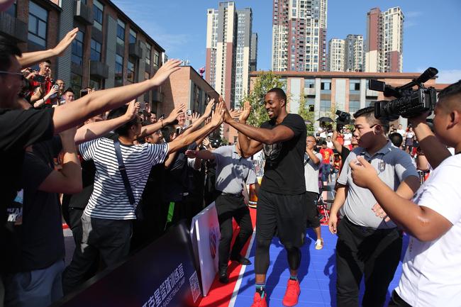 霍华德点燃了球迷的热情