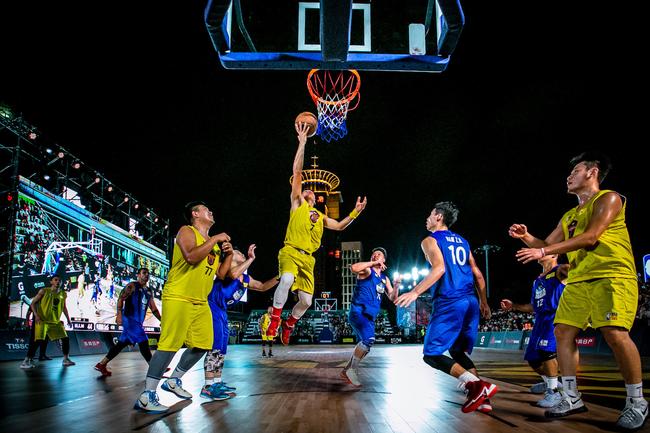 新体联篮球队nba 5v5夺冠 真理联手嘻哈人气选手亮相