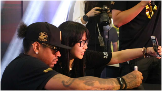 艾弗森开启中国行