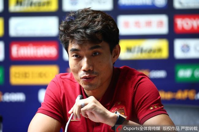 郑智出席发布会