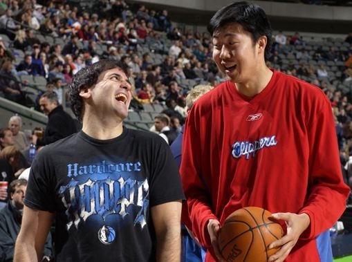 王治郅为库班出主意