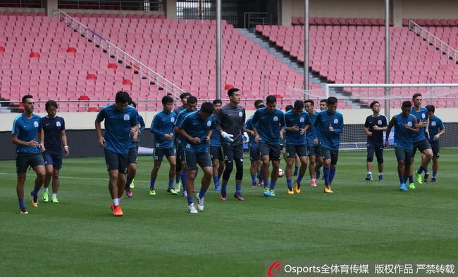 富力主帅:没听说申花买扎哈维