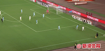 帕托射门被顾超挡出