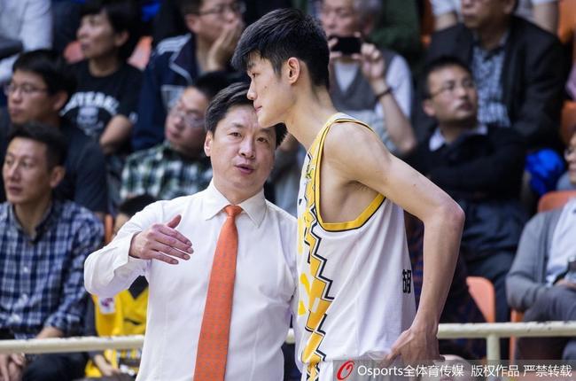 李春江与胡金秋