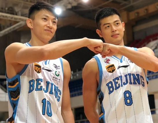 刘晓宇方硕谁更帅? 北京外援杰克逊巧妙回答