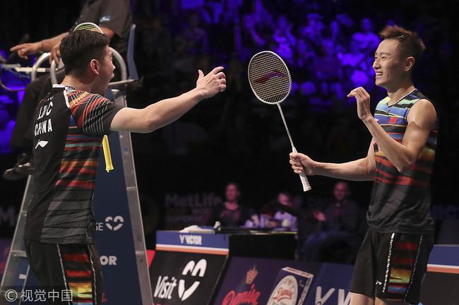 刘成/张楠经过三局苦战获胜夺取男双冠军