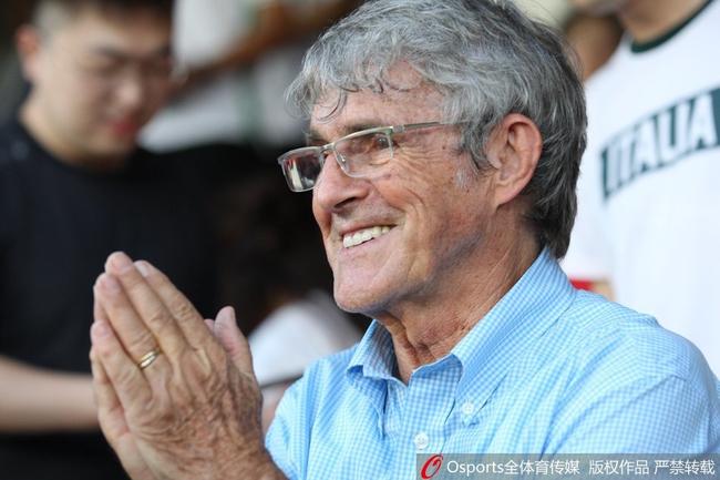 米卢心系中国足球