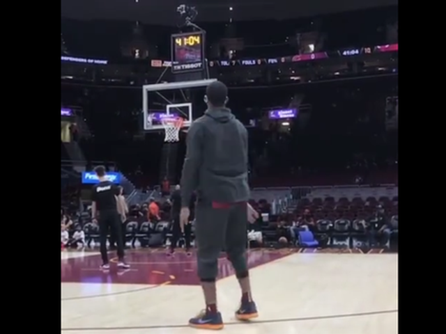 JR重回首发热身手感火热